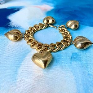 Carolee Gold Tone Chunky Heart Charm Bracelet